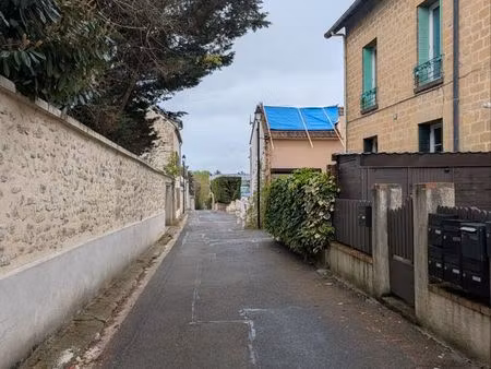 studio 20 m2 cergy 95000 quartier bords de seine