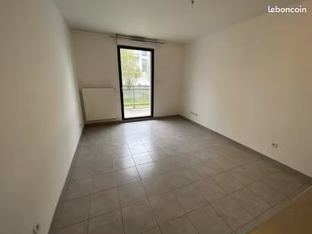 studio 1 pièce 23 m²