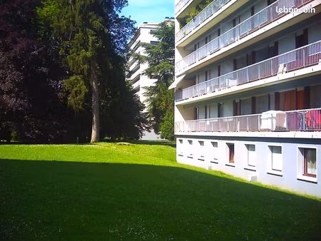 loue studette meublée