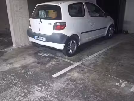 place de parking en sous sol