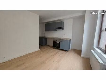 location t2 centre montval sur loir