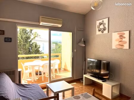 t2 terrasse et parking