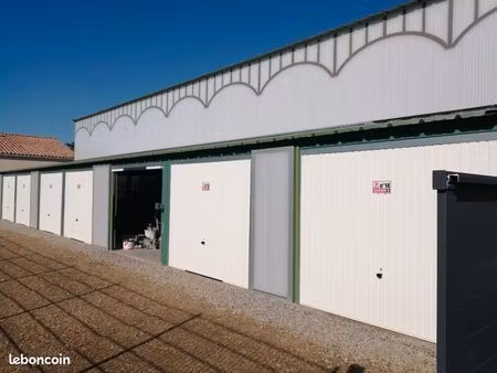 garage 20m2 à vias