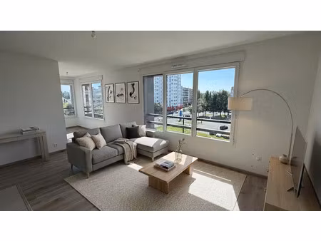 location appartement 3 pièces colocation à rezé (44400) : à louer 3 pièces colocation / 70