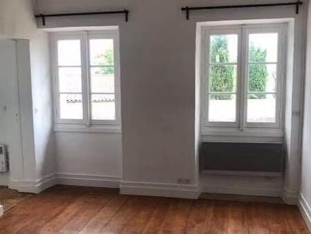 location maison à langoiran (33550) : à louer / 90m² langoiran