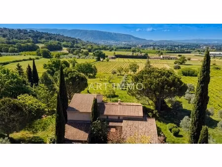 maison au calme avec vue sur le luberon