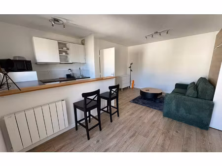 location appartement  31.76 m² t-1 à viroflay  850 €