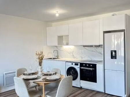 location appartement 2 pièces meublé à montlhéry (91310) : à louer 2 pièces meublé / 56m² 