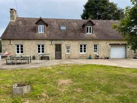 location maison à saint-paterne (72610) : à louer / 140m² saint-paterne