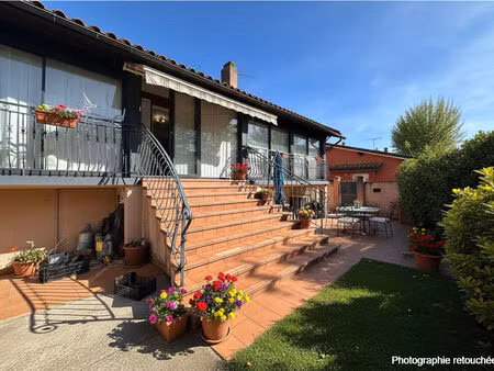 vente maison 7 pièces  200.00m²  bessières
