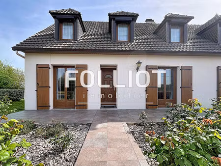 maison saint georges d'elle a vendre