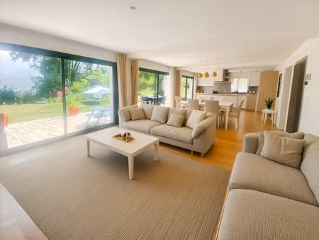 passy coteau villa t5 170 m2 995 000 eur