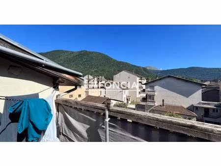 avec une petite terrasse exposee ouest