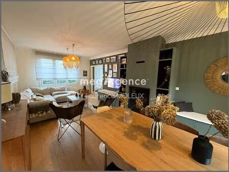 maison individuelle - 181m2 - 7 pièces