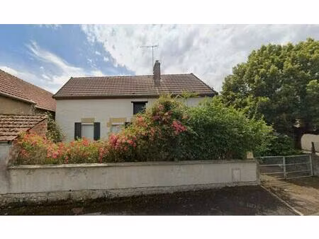 magny-cours - maison de plain pied  3 chambres