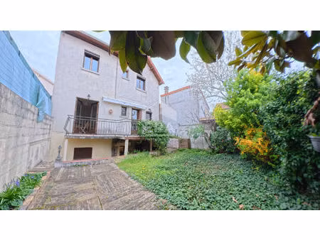 maison saint denis 5 pièces - terrasse  jardin  garage