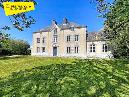 propriété 12 pièces   dépendances et piscine chauffée à vendre à saint denis le gast (5045