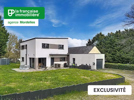 a vendre - saint-thurial - maison récente 112.70 m² - 918 m² de terrain