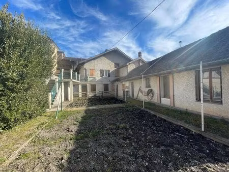maison de village - 155m ²