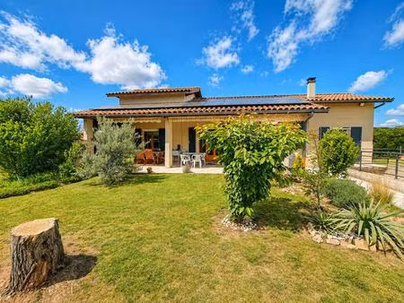 maison beaurepaire 5 pièce(s) 145 m2
