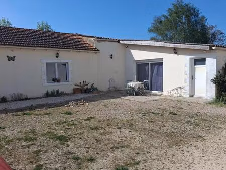 location maison 3 pièces 103m² ste gemme 17250
