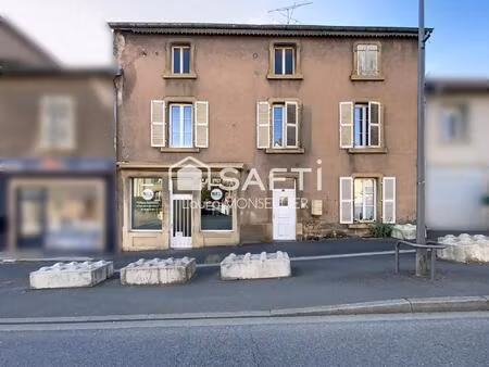 immeuble de rapport avec local commercial + 2 appartements + 1 plateau amménager