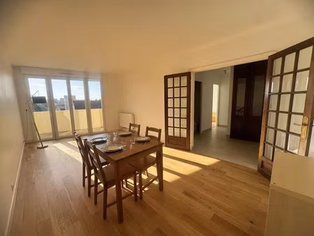 location meublée appartement 2 pièces 47 m² à saint-maur-des-fosses (94100)  1 100 €