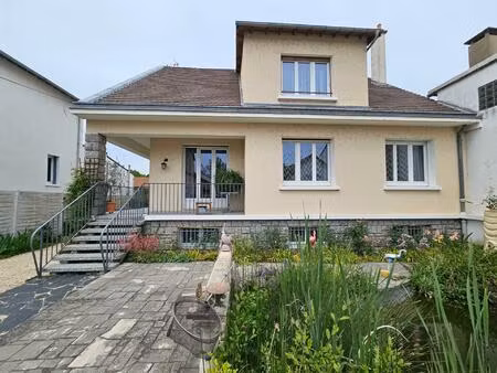 maison 200 m² bellerive proche pont jacques chirac et des commodités secteur calme et rési