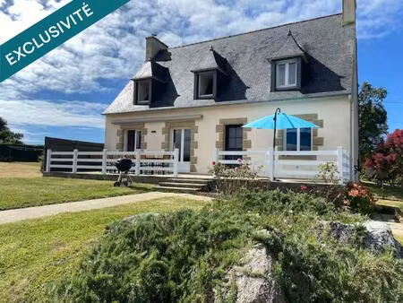 grande maison familiale avec sous-sol complet et terrain constructible