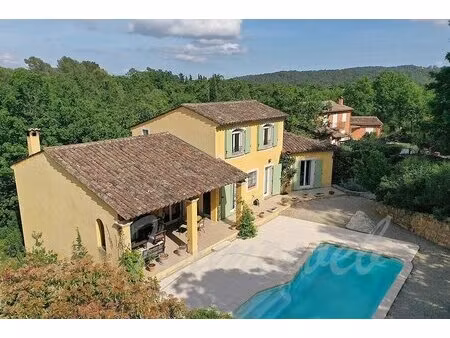 fayence – villa 215 m² avec piscine et appartement indépendant
