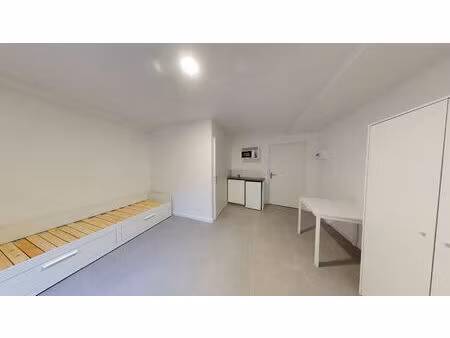 studio 13m2