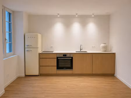 a vendre toulouse coeur saint cyprien - maison de ville sur 2 niveaux 45m²