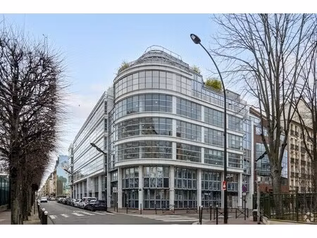 location bureaux 405 m² à 2 748 m²