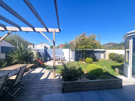 vente maison 5 pièces  108.00m²  saint