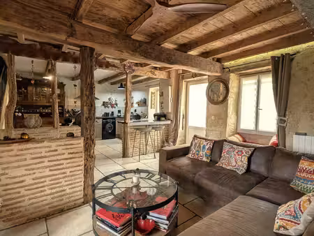 maison de caractère en pierre - jardin et garage