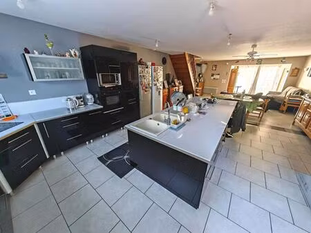 exclusivité : maison récente 3 chambres et bureau  135 m²  dpe c  villedieu-sur-indre