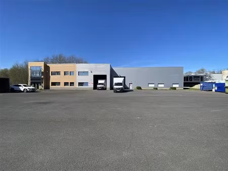 location local d'activités douvrin 2 150 m²