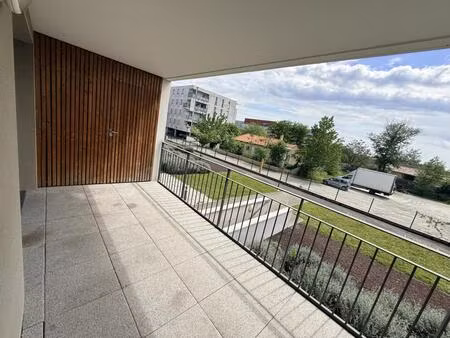 a louer t3 meuble entierement renove