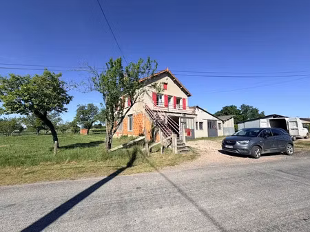 vente maison 5 pièces 90 m² à le bouchaud (03130)  96 300 €