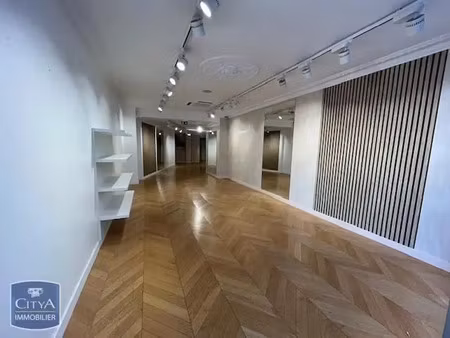 local commercial à louer - clermont-ferrand (63) - 4 000€