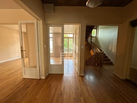 maison 8 pièces 203 m² à vendre / acheter châteauroux 36000 ? | era immobilier