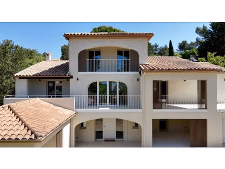 location maison 12 pièces 340m² st clement de riviere 34980