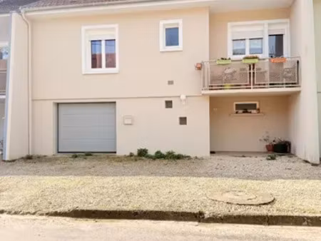 maison à is-en-bassigny (52140)