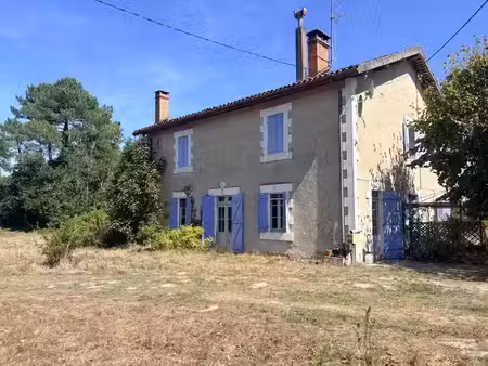 vente maison 6 pièces 147 m² à luglon (40630)  129 000 €