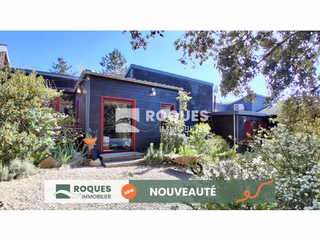maison t7 avec jardin  piscine et dépendances
