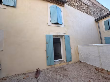 studio 16m2 centre ville graveson 420eur/mois cc