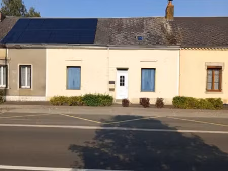 maison de village à piacé (72170)
