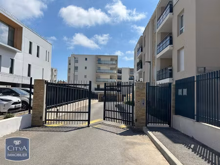 parking à vendre - hyères (83) - 27 750€