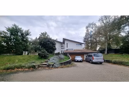 achat maison 9 pièces 280m² mazerolles 40090