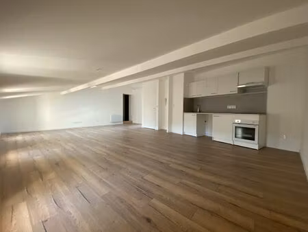 location appartement 3 pièces  64.54m²  bram